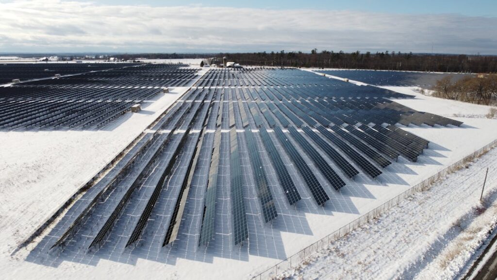 Ideální sklon solárních panelů v zimě
